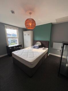 Beautifully decorated shared house with one double, partly furnished double room available to rent for single occupants only. Available to move in now. Call the office to secure a viewing.