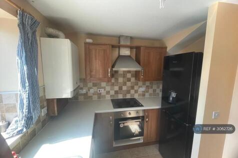 2 Bedroom Semi-Detached in GL2 3NJ