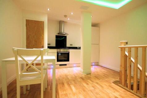 Falconar House Kitch