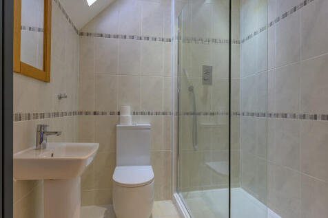 En-Suite Shower R...
