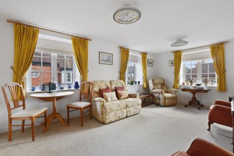 11-9507GCMCS - 11 Chiltern Place - Reception -Orig