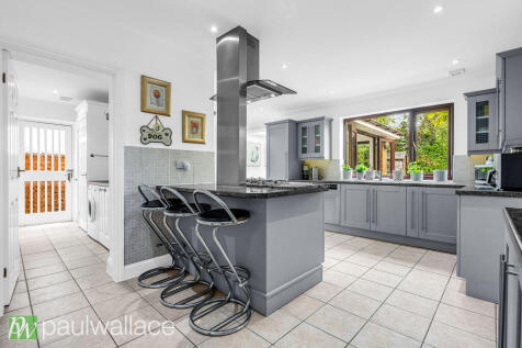 Kitchen / Breakfast Room