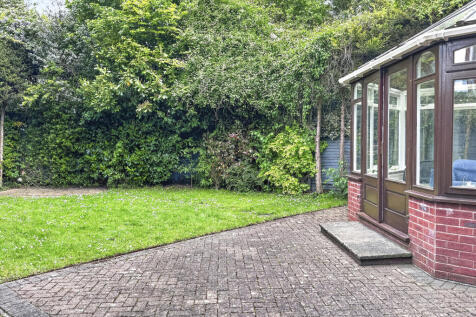 Enclosed Rear Garden