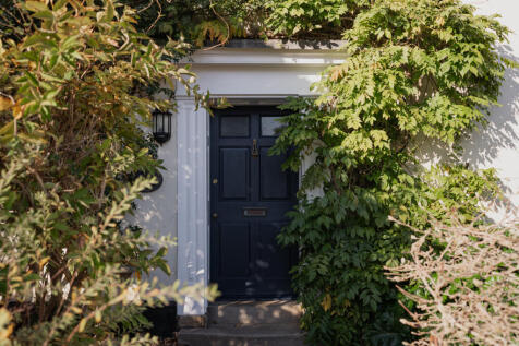 321118 - Swan House, Mistley-60.jpg