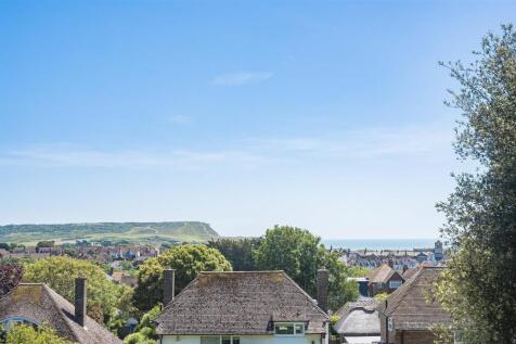 Views to Sea & Seaford Head