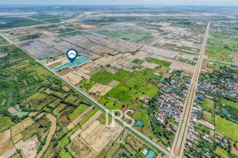 35,000 Sqm Land For Sale - Kandal Stueng, Kandal Province