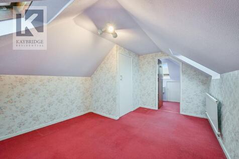 Salisbury Road, Worcester Park - KT4 7DG