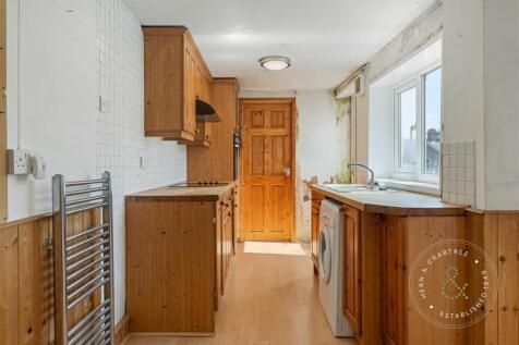 Gelligaer Gardens, Hern Crabtree (8).jpg