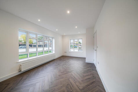 1372080-7-68f79a3...