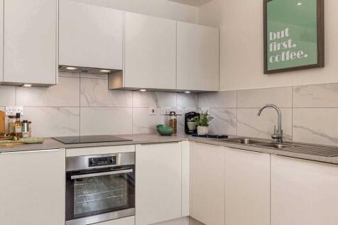 Kitchen/Liv/Dining
