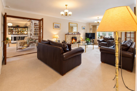 SITTING ROOM