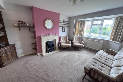 2 - Fireplace.jpg