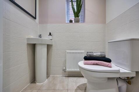 The handy guest cloackroom