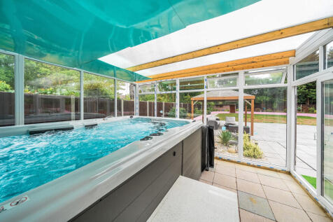 1329659-9-68a2f86...