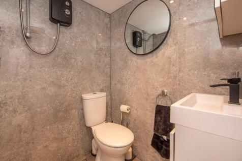 Outbuilding Shower Room