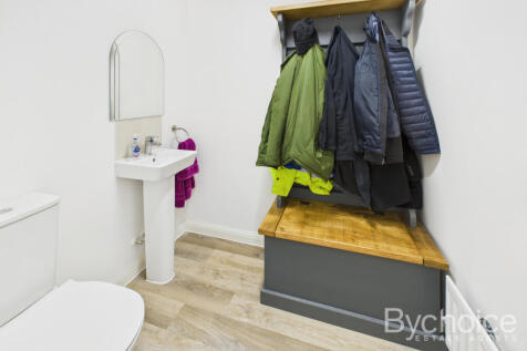 CAM05449G0-PR0025-STILL006