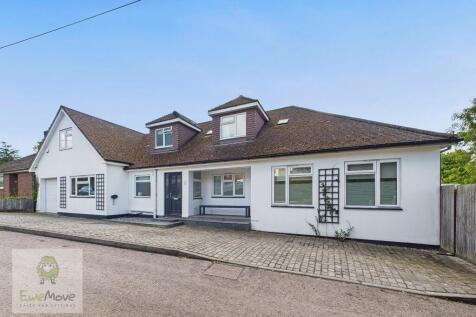 View Of The Front Of The Property