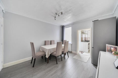 1318823-12-6867e8...