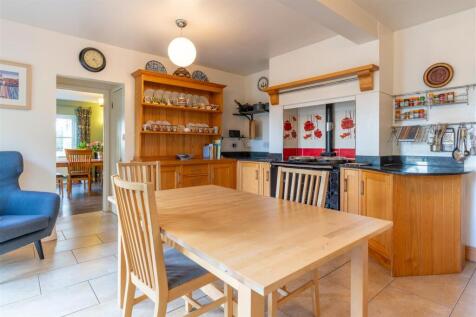 Farmhouse Kitchen/ Breakfast Room