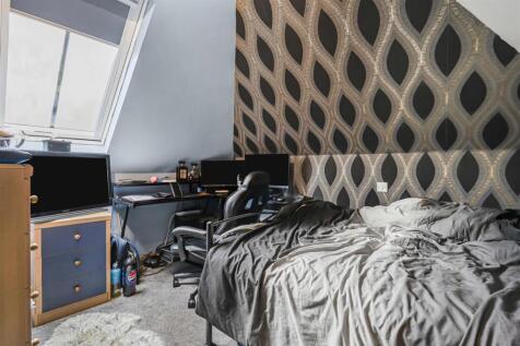 The Old House, Hannington