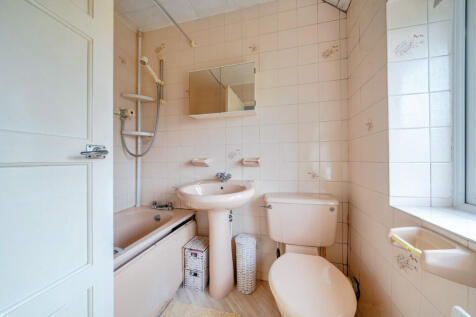 1381539-12-692466...