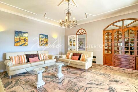 Vale Formoso 10 Bed Traditional Villa For Sale In Almancil (24)