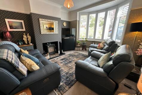 Front Sitting Room