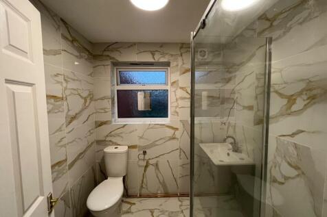 3 Bedroom House in CV1 2AZ