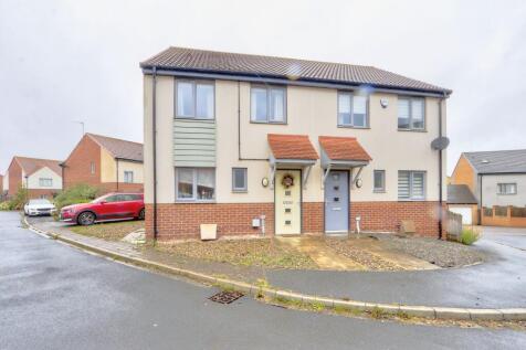 3 Bedroom Semi-Detached in DL1 1AU