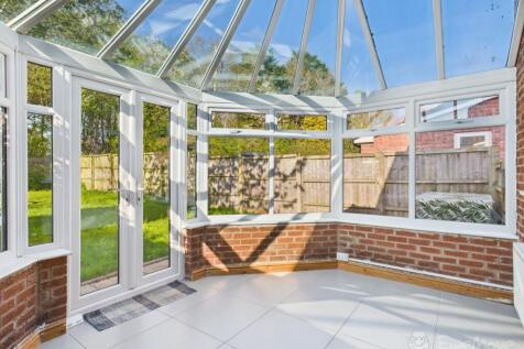 Conservatory - EweMove Cheadle Hulme and Wilmslow