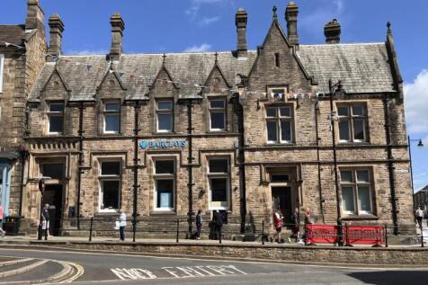 Retail Property (high street) to rent in barnard castle