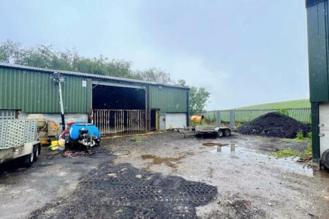 Retail Property (high street) to rent in shelley