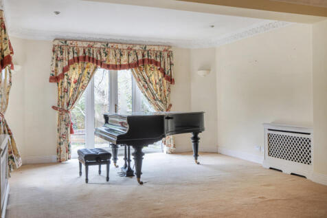 1376348-15-691c4d...