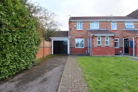 3 Bedroom Semi-Detached in WA5 3RH
