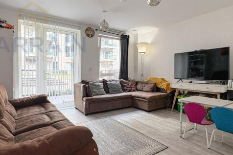 Shipbuilding Way, London, E13 for Sale by Barrain