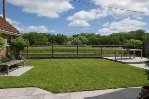 7.Back garden view 2.jpg