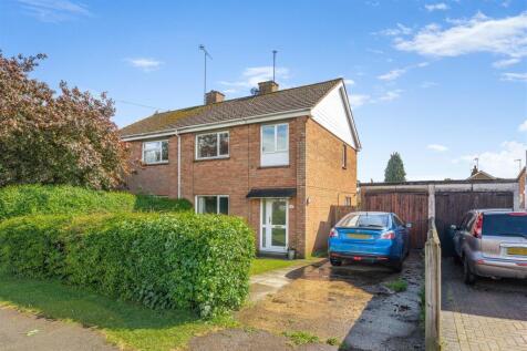 40 Bull Baulk, Middleton Cheney-1.jpg