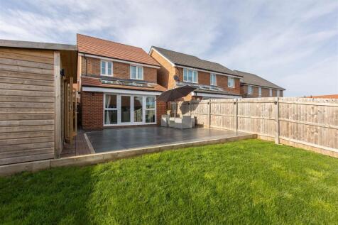 Ploughlands Grove 4 External-5.jpg