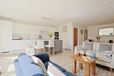 Kitchen/living/dining room