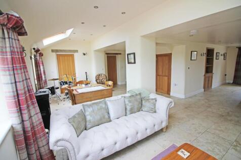Dining/Living Room