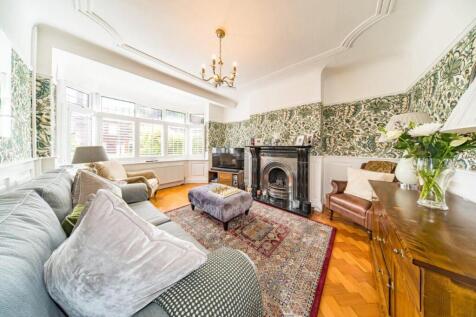 100 bluebell lane lounge 3.jpg