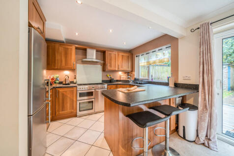 1370174-15-68f5fc...