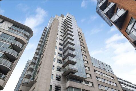 SHORT LET ONLY A stunning and newly redecorated one double bedroom apartment in this popular modern development in the heart of SE1. The property has been furnished to a high standard and benefits fro