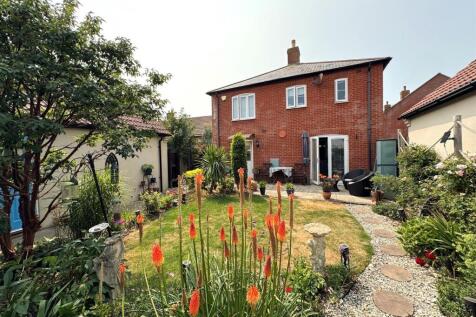 REAR HOUSE.jpg