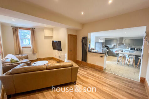 5 Bedroom Detached in BH9 1DA