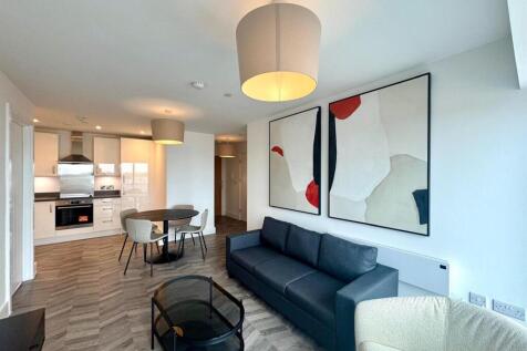 Lounge pic 1.jpeg