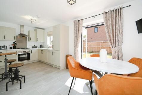 KITCHEN DINER 01.jpg