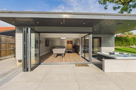 Pool House