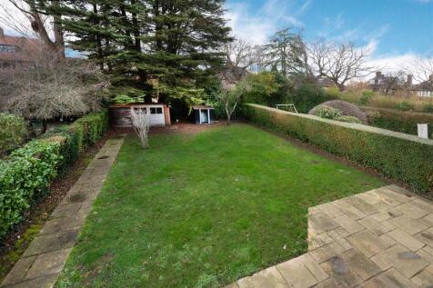 D0424 74 kingsley way gdnView.jpg