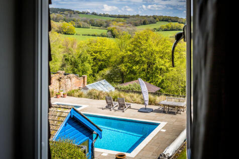 Property Image 12